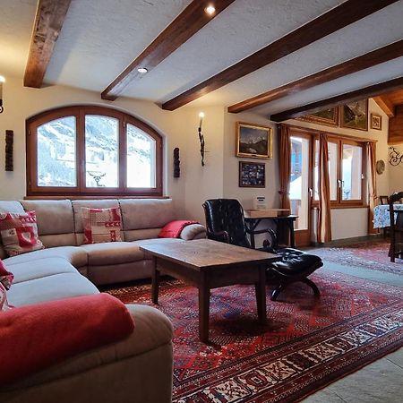 Haus Tiefbach - Apartment Cervino Zermatt Exteriör bild