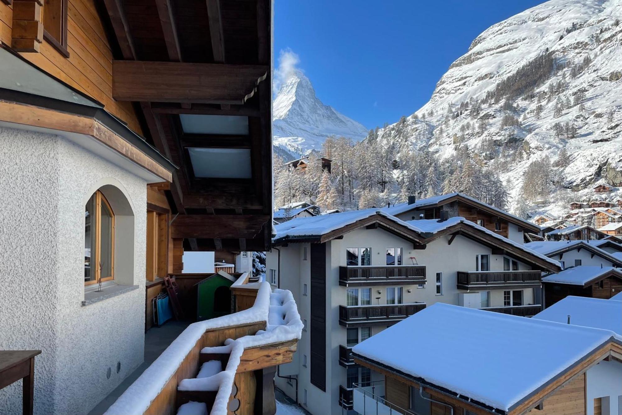 Haus Tiefbach - Apartment Cervino Zermatt Exteriör bild