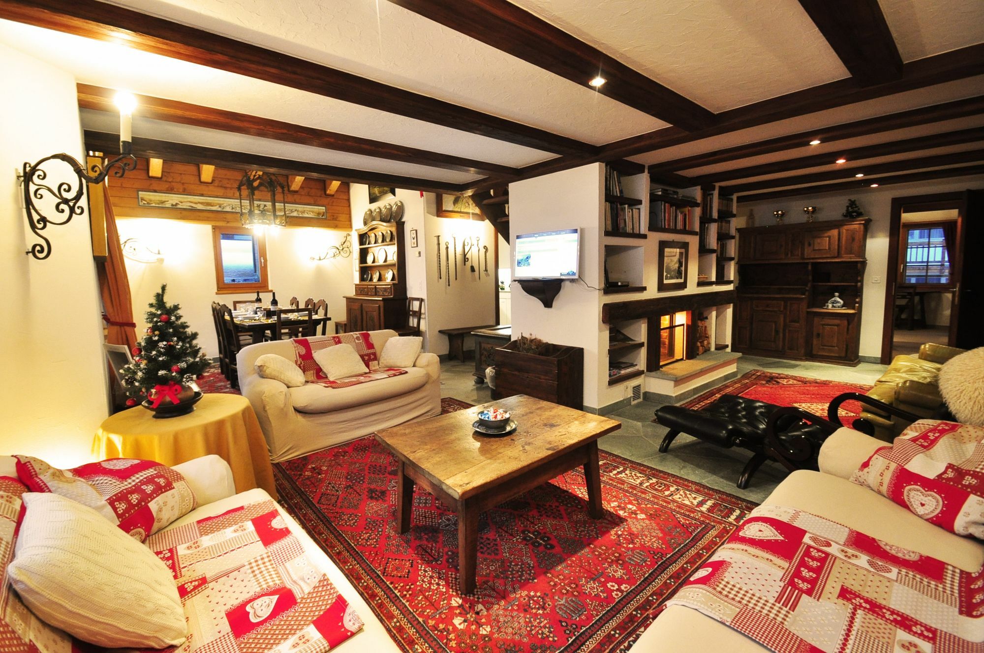 Haus Tiefbach - Apartment Cervino Zermatt Exteriör bild